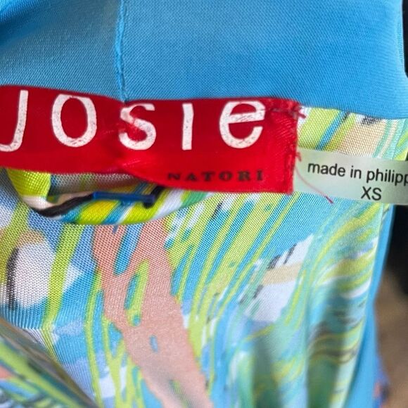 Josie Natori Two Piece Nightgown Robe Set - Picture 15 of 15